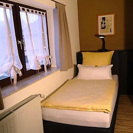 Bed & Breakfast Heidehotel Jagdhof Gmbh