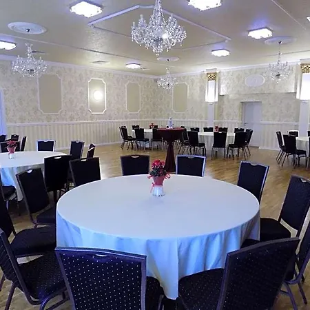 Bed & Breakfast Heidehotel Jagdhof Gmbh Dobra